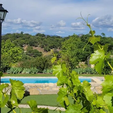 Ocre Casa de Férias *